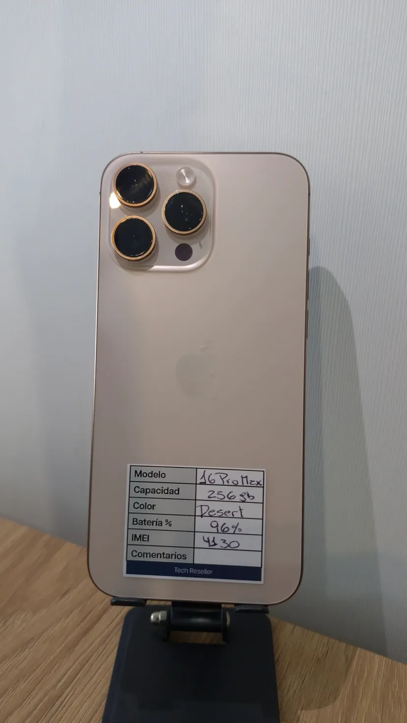 iPhone 16 Pro Max 256 GB Titanio desierto usado — foto 1